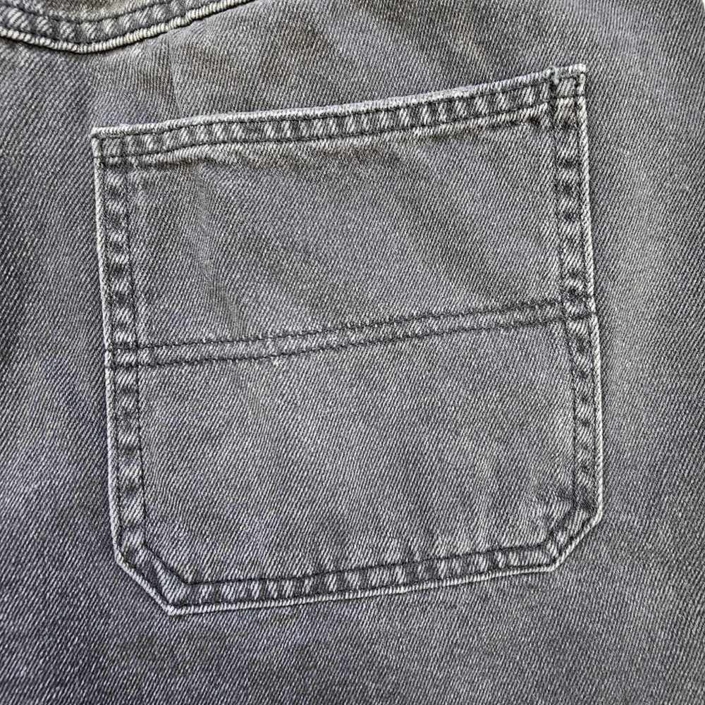 WeThe Free Jesse Carpenter Fray Hem Button Fly Faded Black Shorts Size 30 - Picture 13 of 14